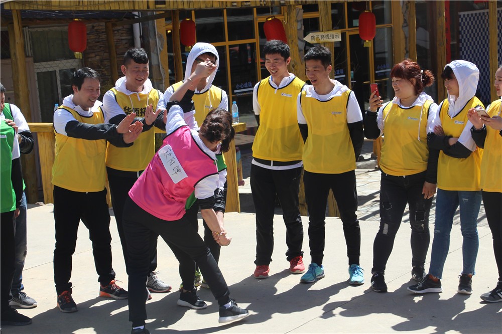 [壩上草原]+景區(qū)主題項(xiàng)目+場(chǎng)地素質(zhì)拓展二日活動(dòng)