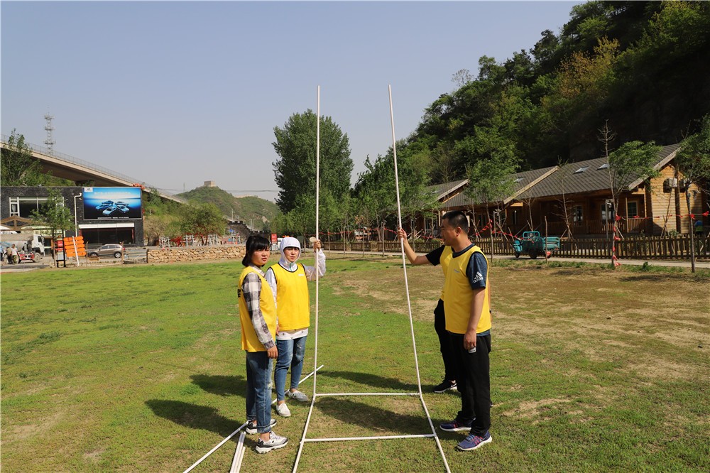 房山一渡假日店+場地拓展半日活動(dòng)