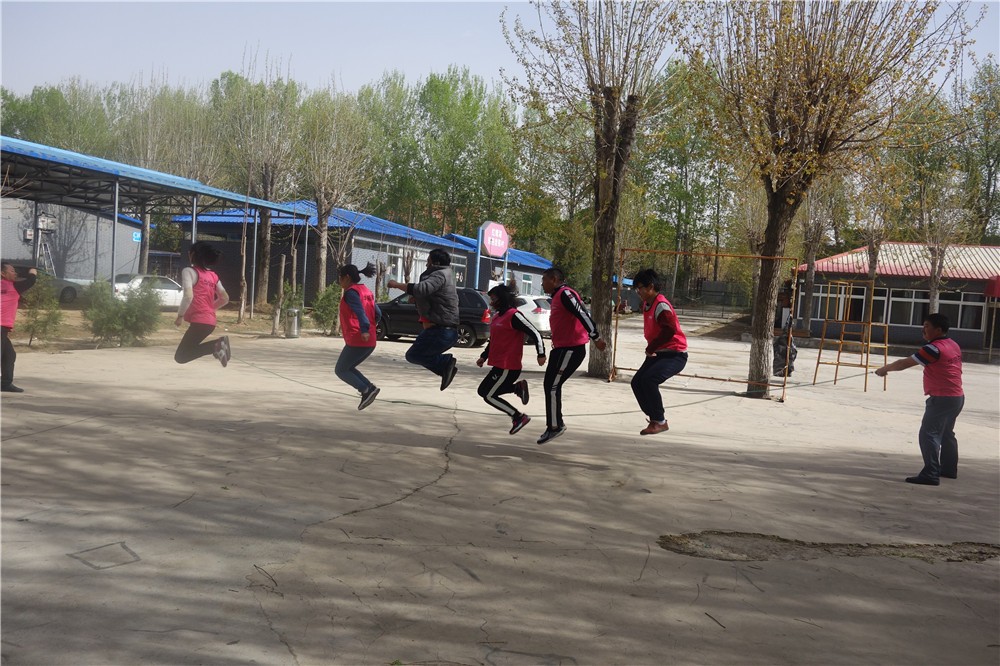 [昌平芳草漁村展基地]-素質拓展一日團建