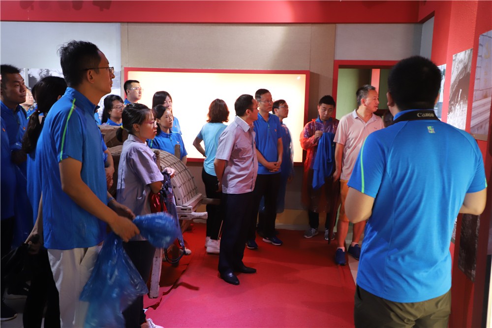 [河北冉莊地道戰(zhàn)]+狼牙山愛國(guó)旅游團(tuán)建兩日活動(dòng)