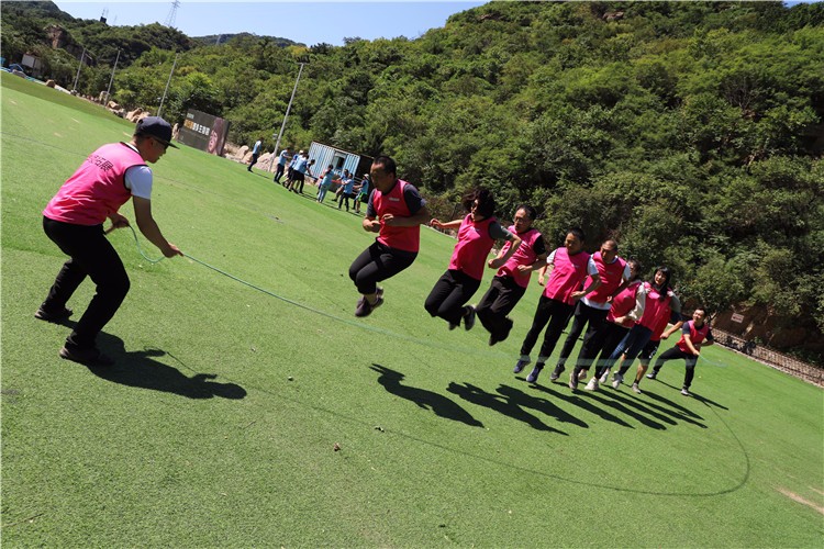 [上海云水居度假酒店拓展基地]-一日特訓(xùn)團建活動