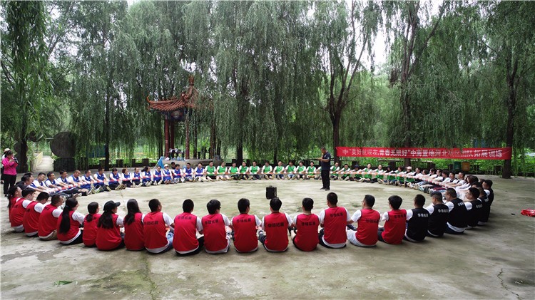 [上海華博生態(tài)拓展基地]+戰(zhàn)狼特訓一日拓展活動